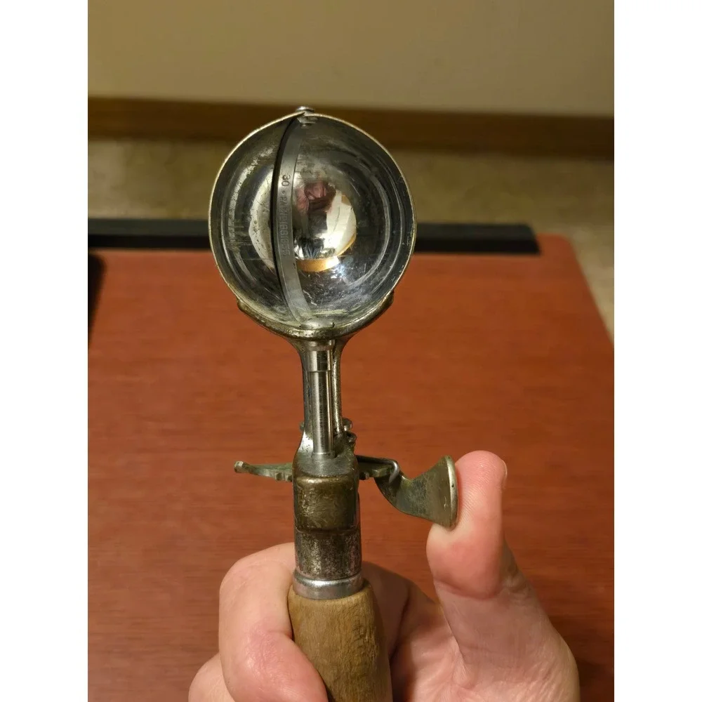 Vintage Arnold Racine Wis No 30 Ice Cream Scoop Wood Handle Pat 1927 Antique